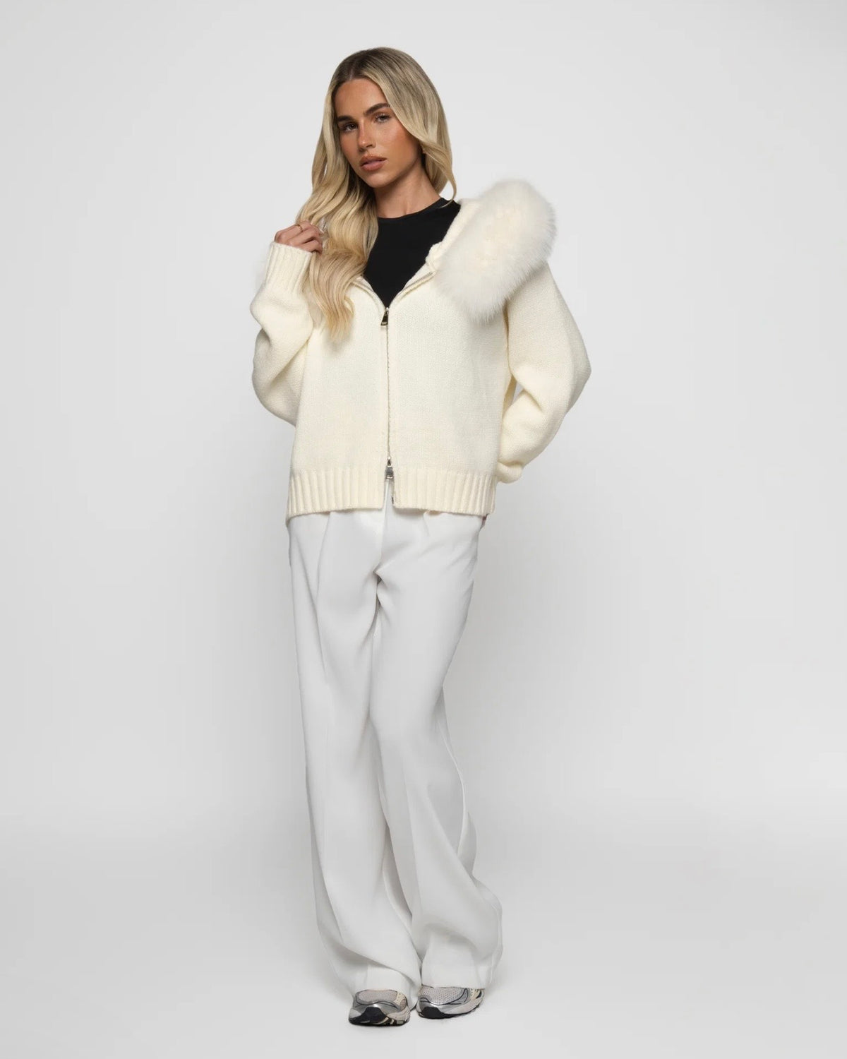 Cardigan Livia con Cappuccio in Eco-Pelliccia
