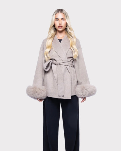 Cappotto Aurora con Polsini in Eco-Pelliccia